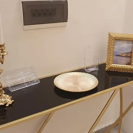 Silver Apartment